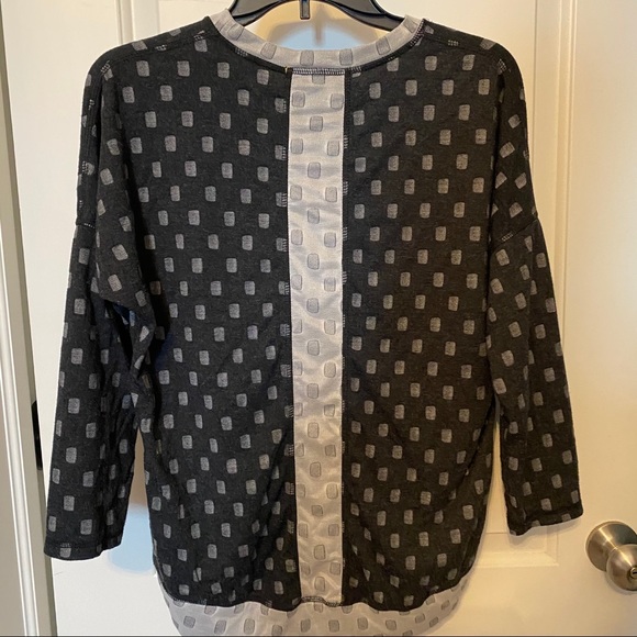 🤍COTTON INNOVATION🖤 High Low Checkered-like Top - Picture 2 of 8